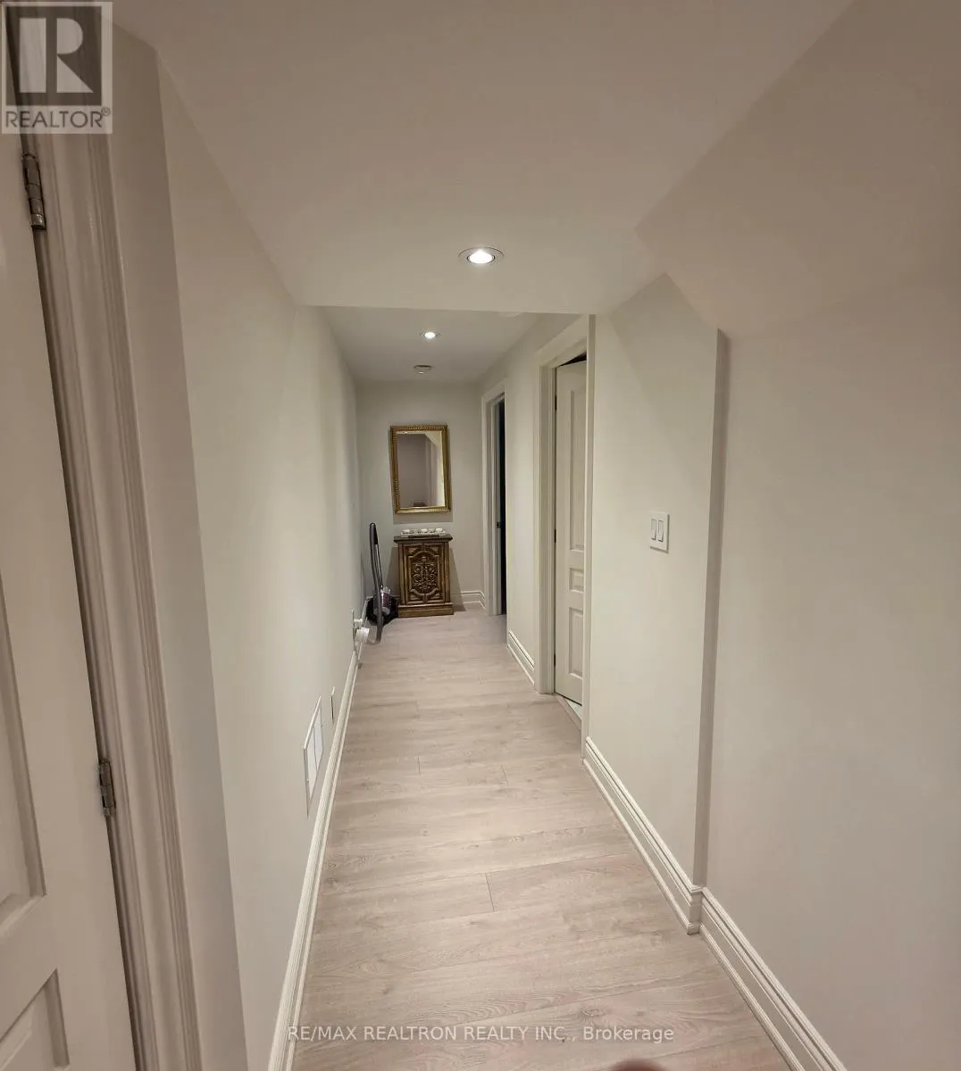 BASEMENT - 9 CARRIAGE LANE