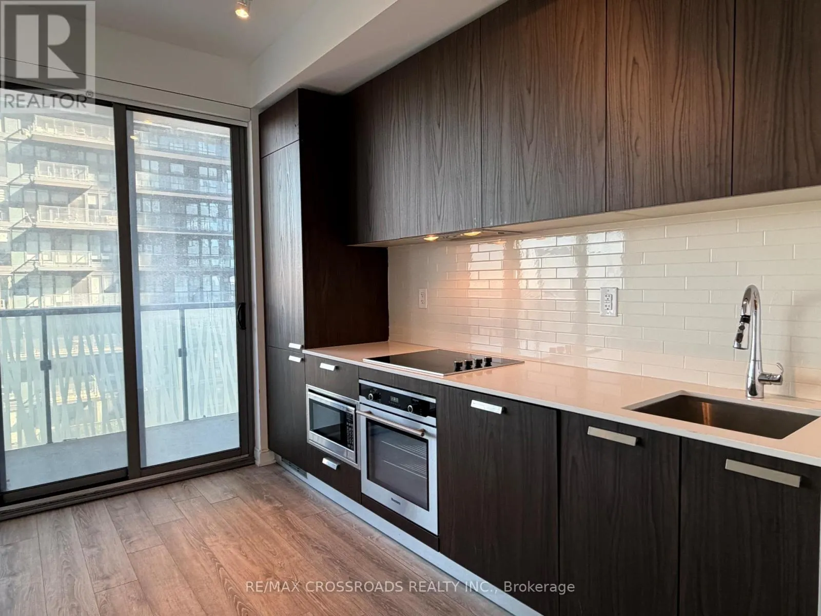 2713 - 50 CHARLES STREET E