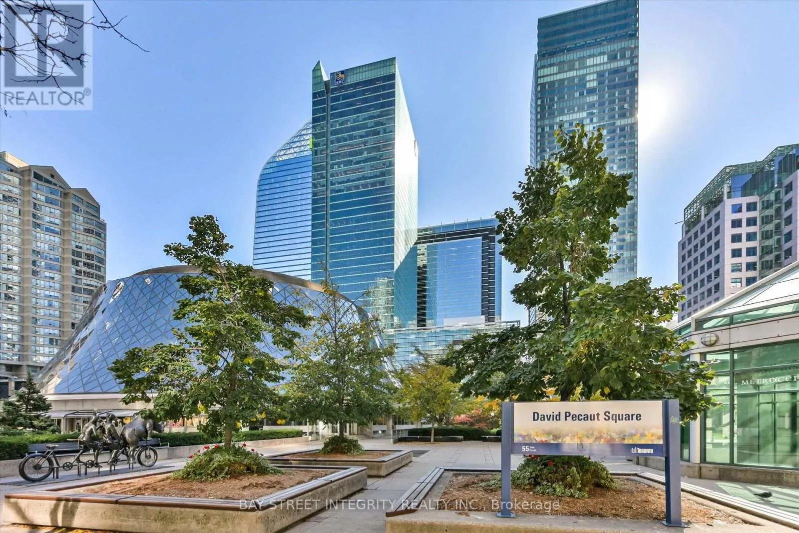 1403 - 224 KING STREET W