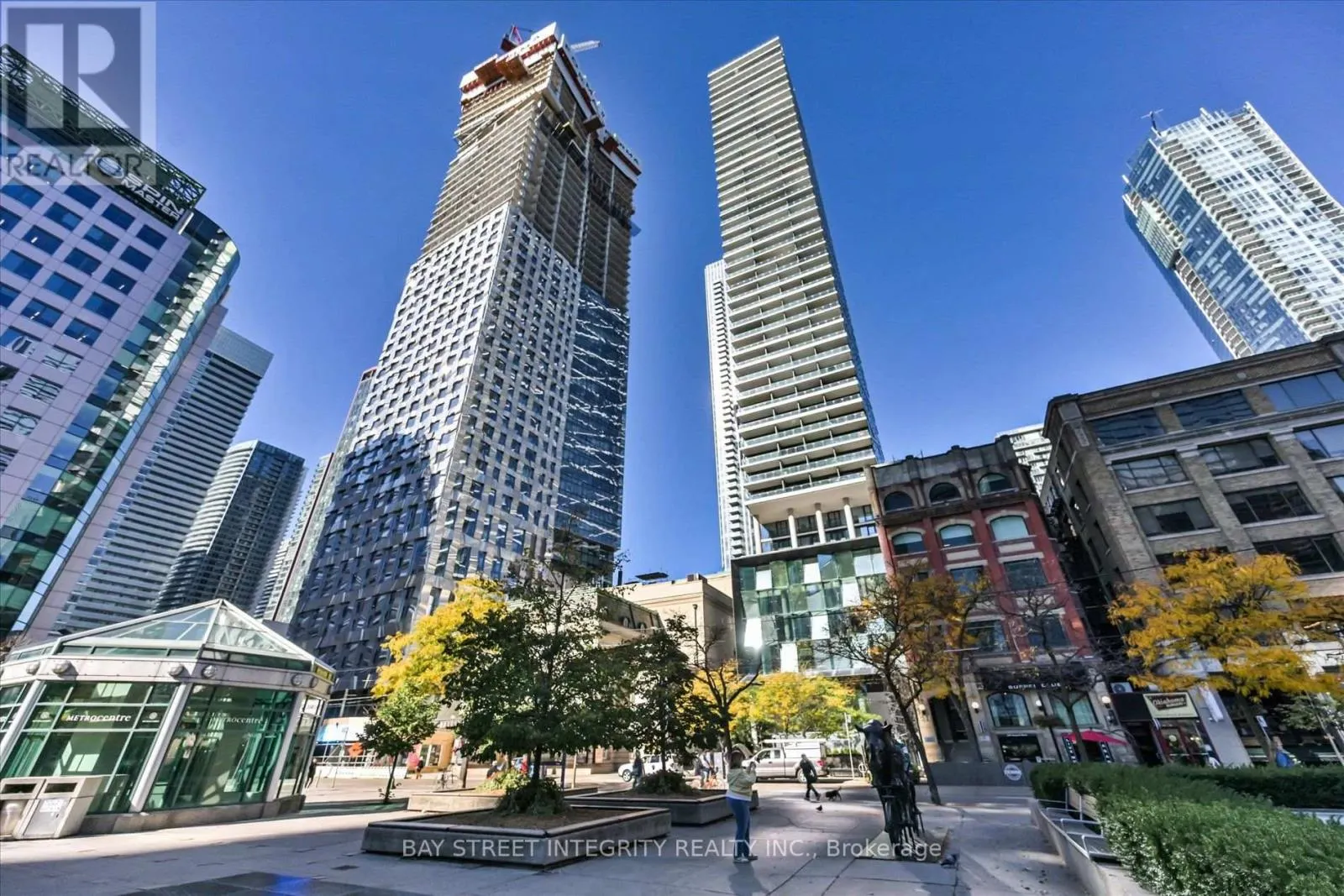 1403 - 224 KING STREET W