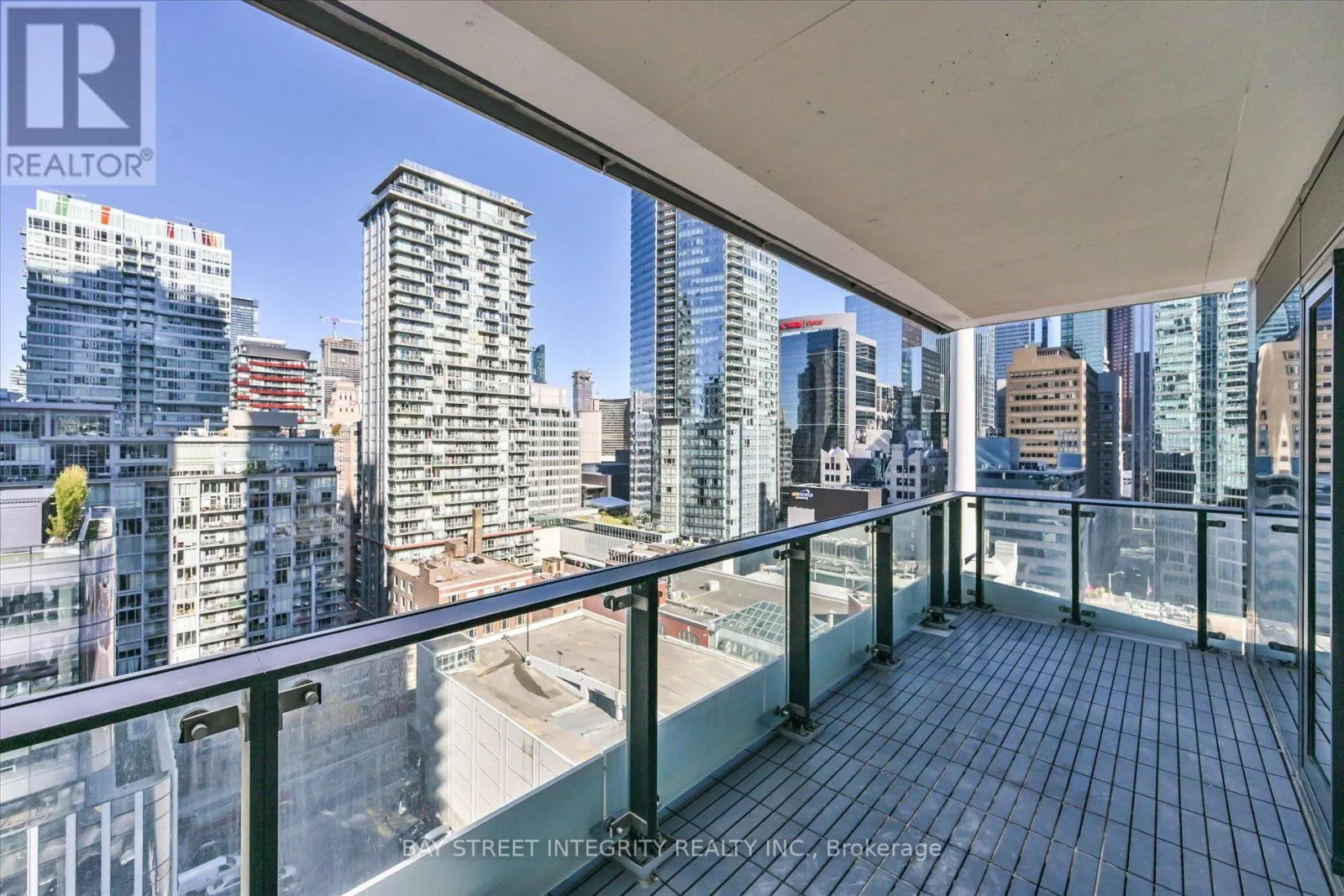 1403 - 224 KING STREET W