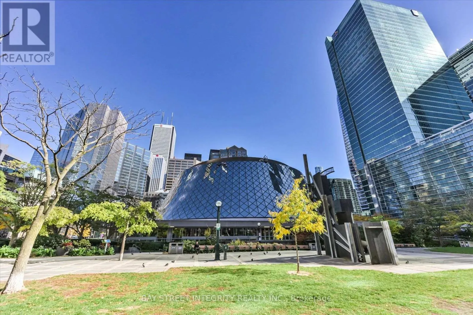 1403 - 224 KING STREET W