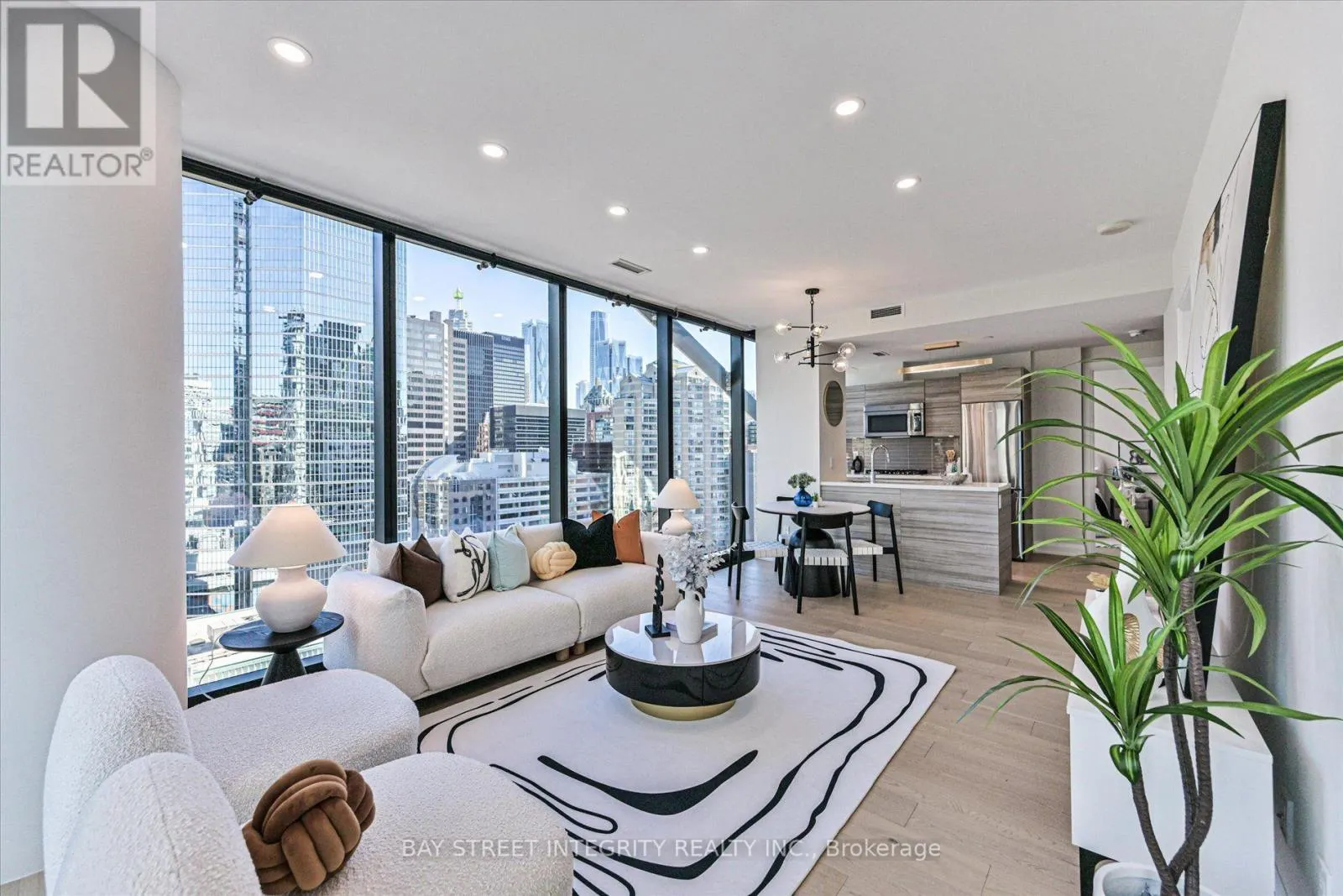 1403 - 224 KING STREET W