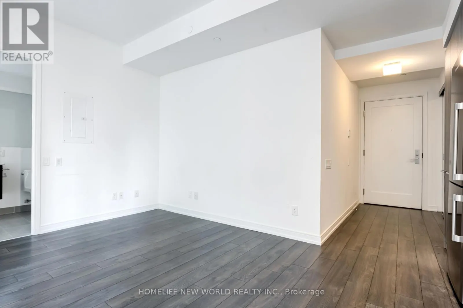 901 - 28 WELLESLEY STREET E