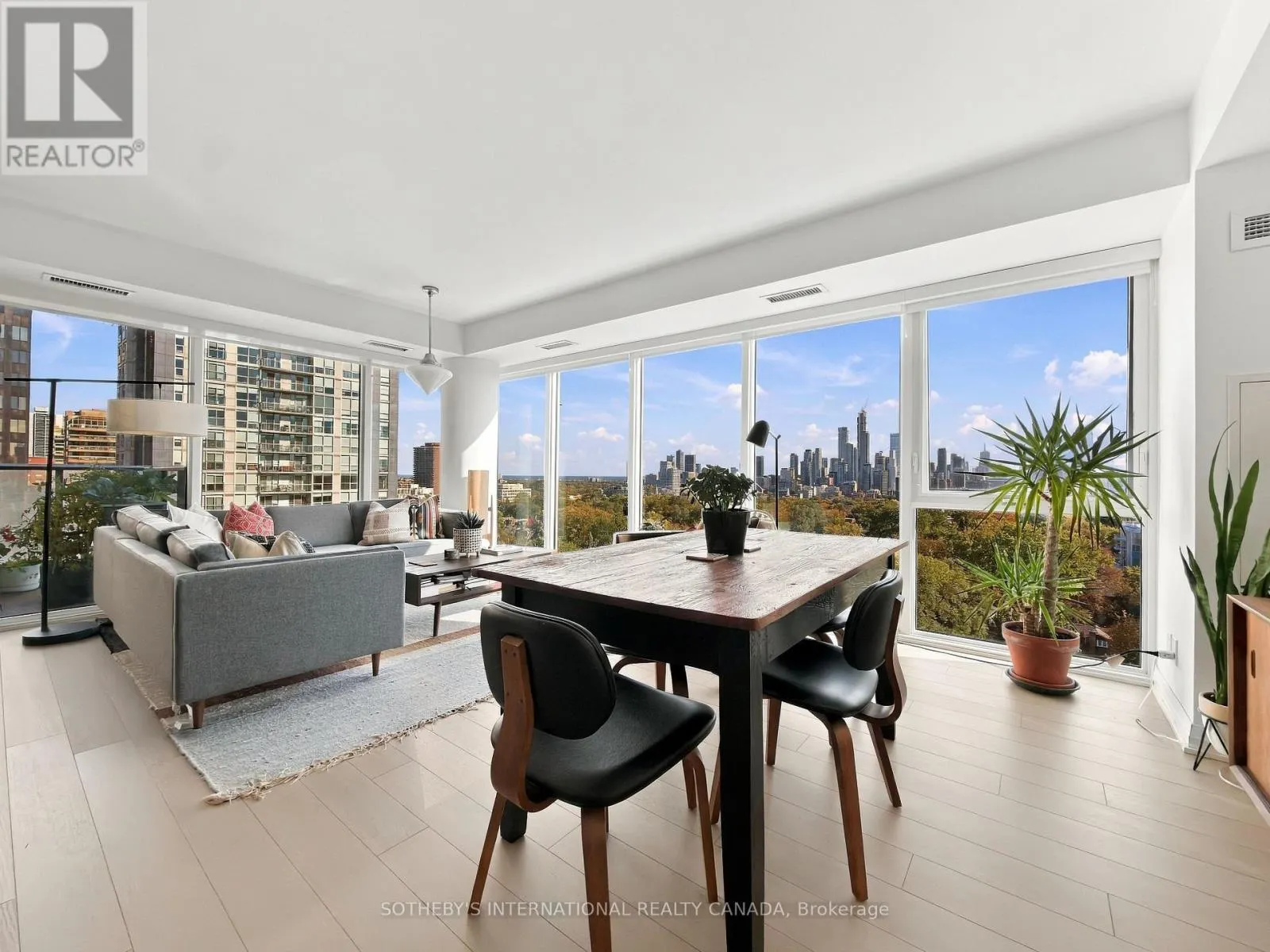 1310 - 99 FOXBAR ROAD