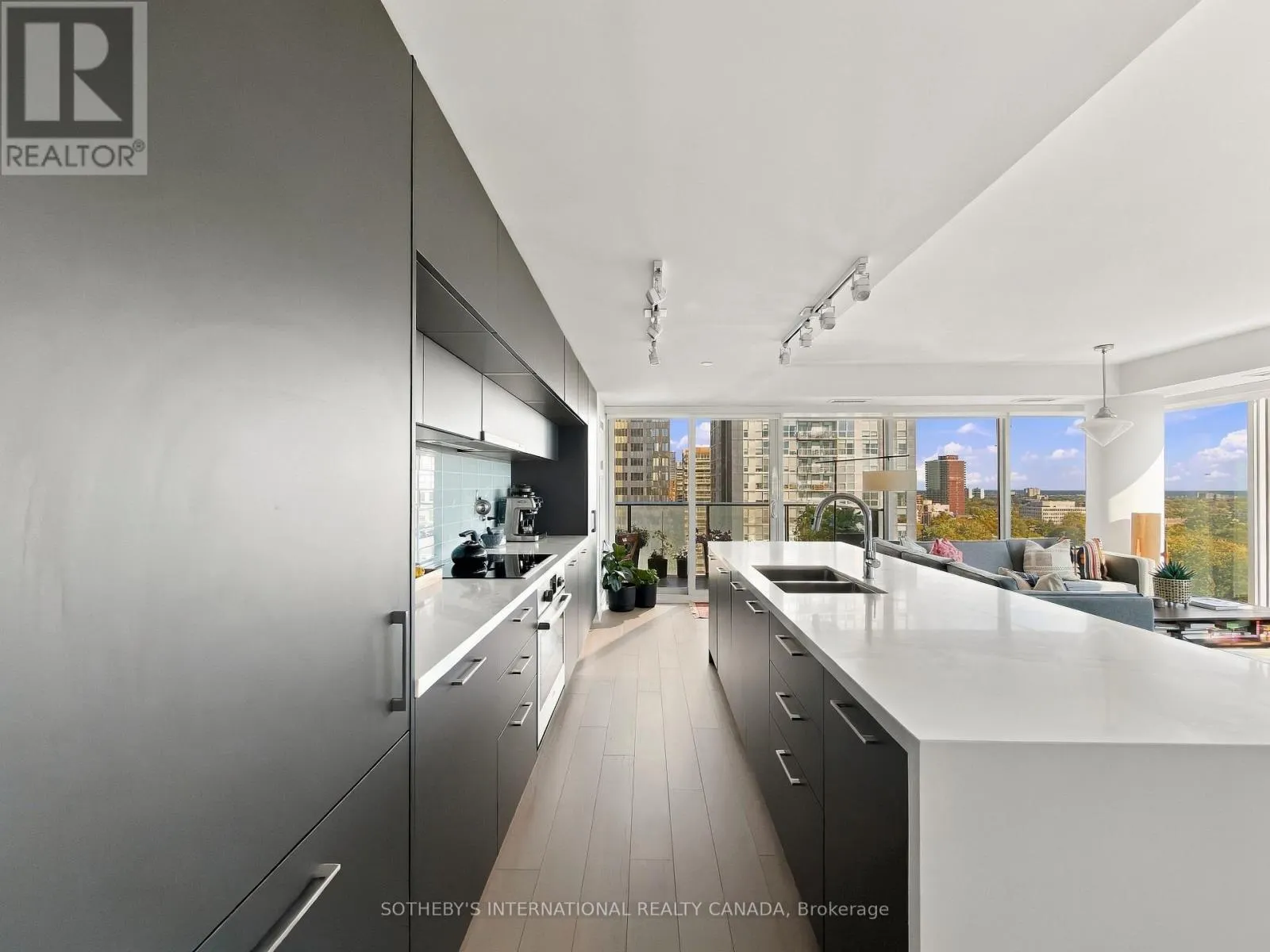 1310 - 99 FOXBAR ROAD