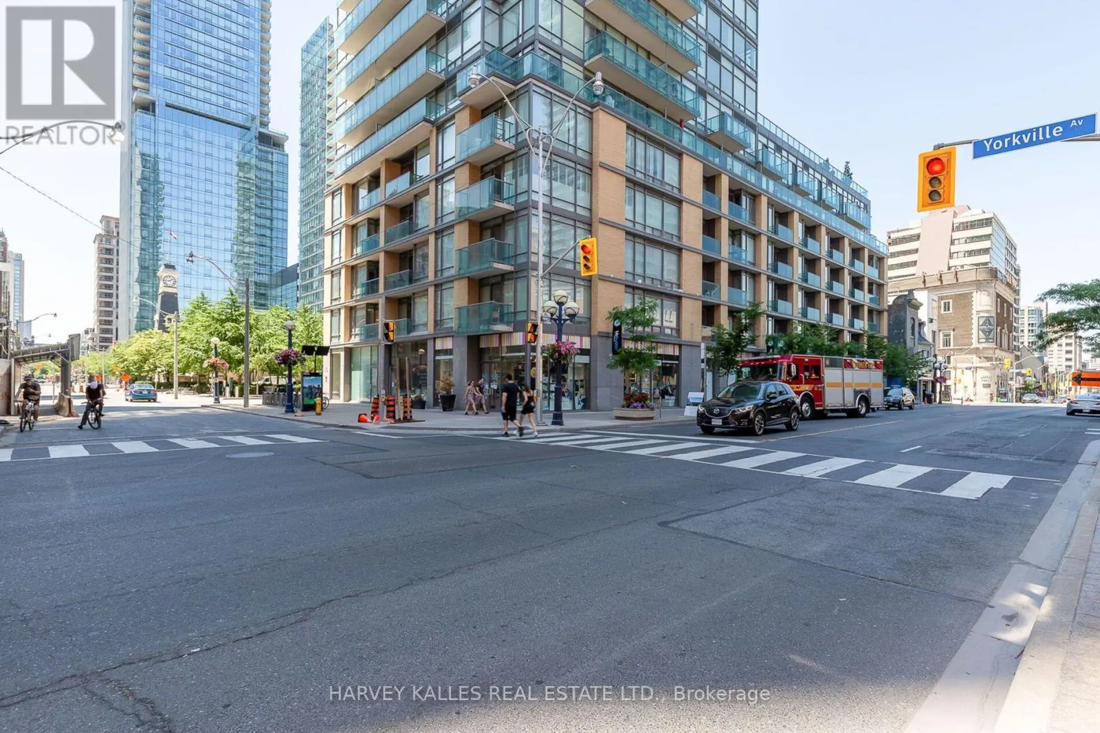 1909 - 18 YORKVILLE AVENUE