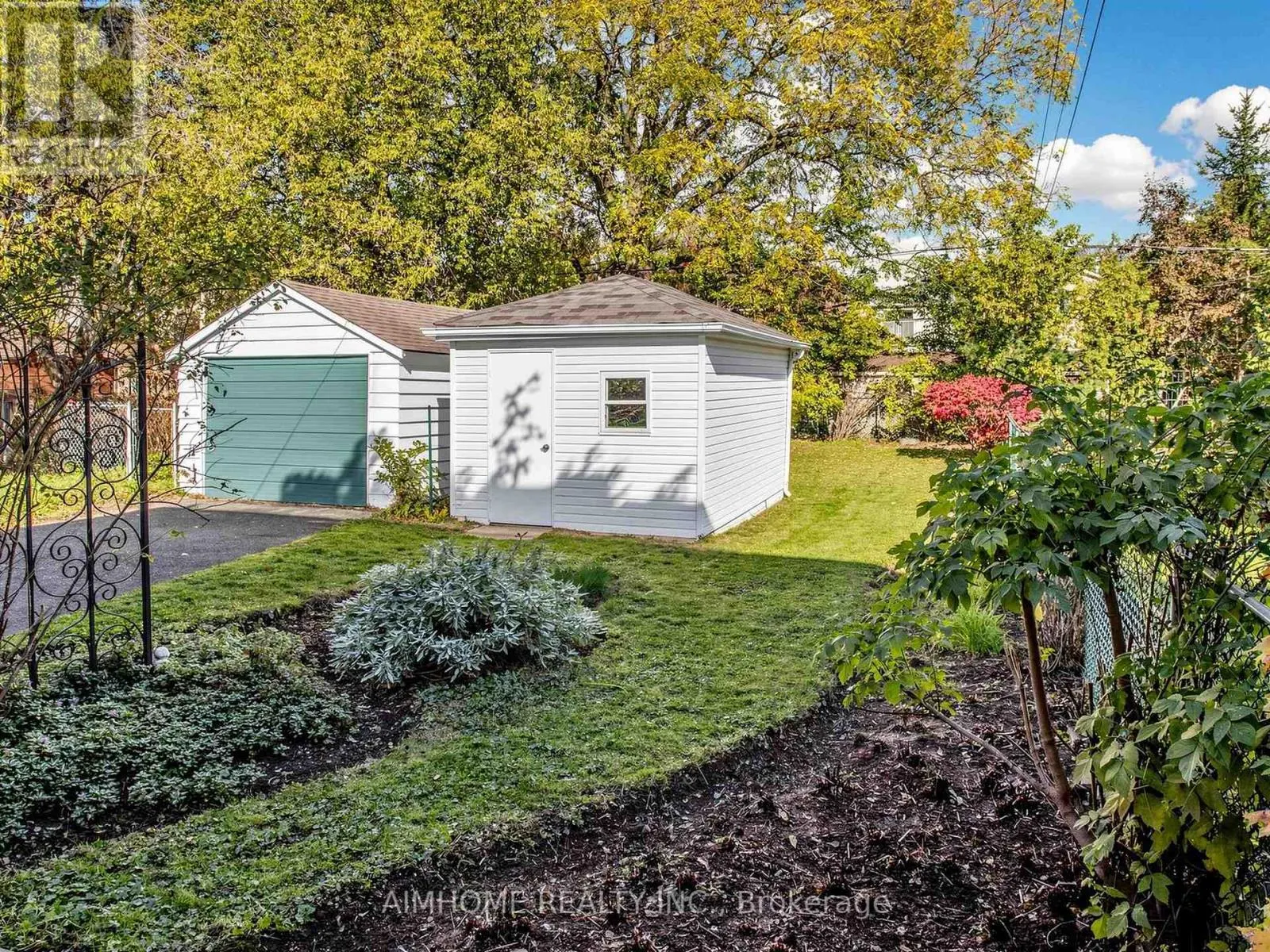 280 FAIRLAWN AVENUE