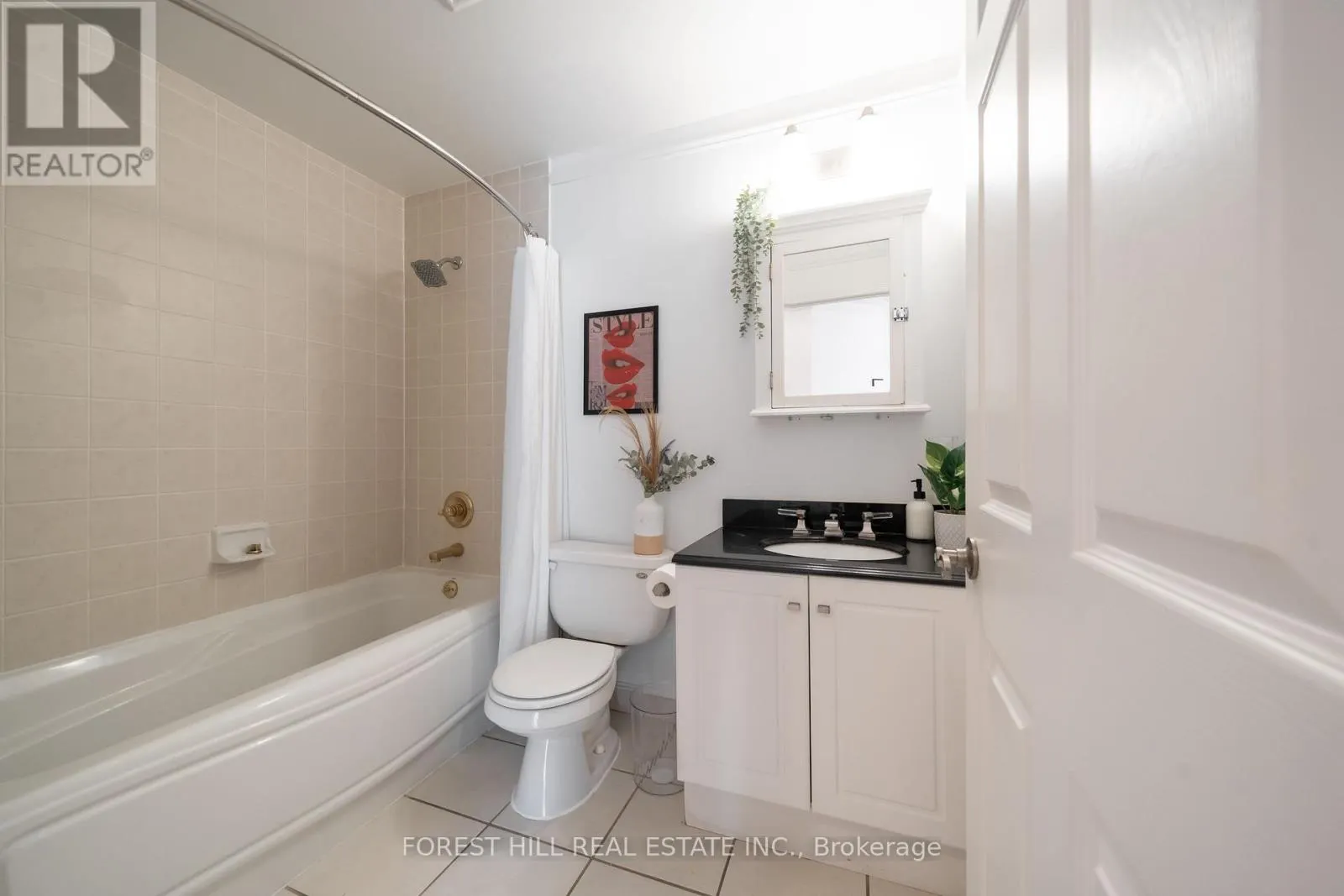 701 - 115 RICHMOND STREET E