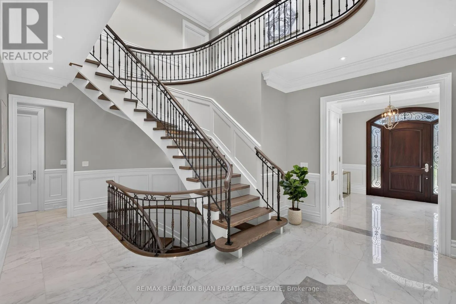 34 FLAREMORE CRESCENT
