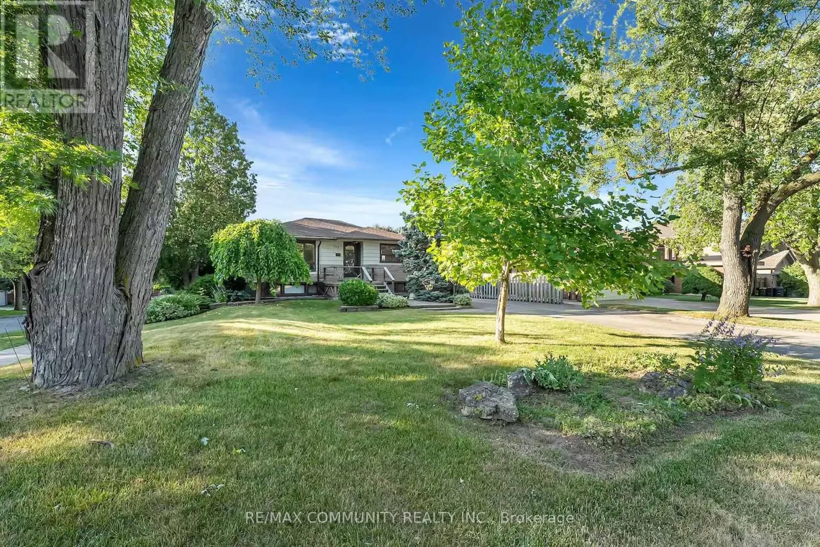 446 RUTH AVENUE
