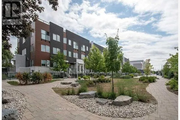 TH08 - 780 SHEPPARD AVENUE