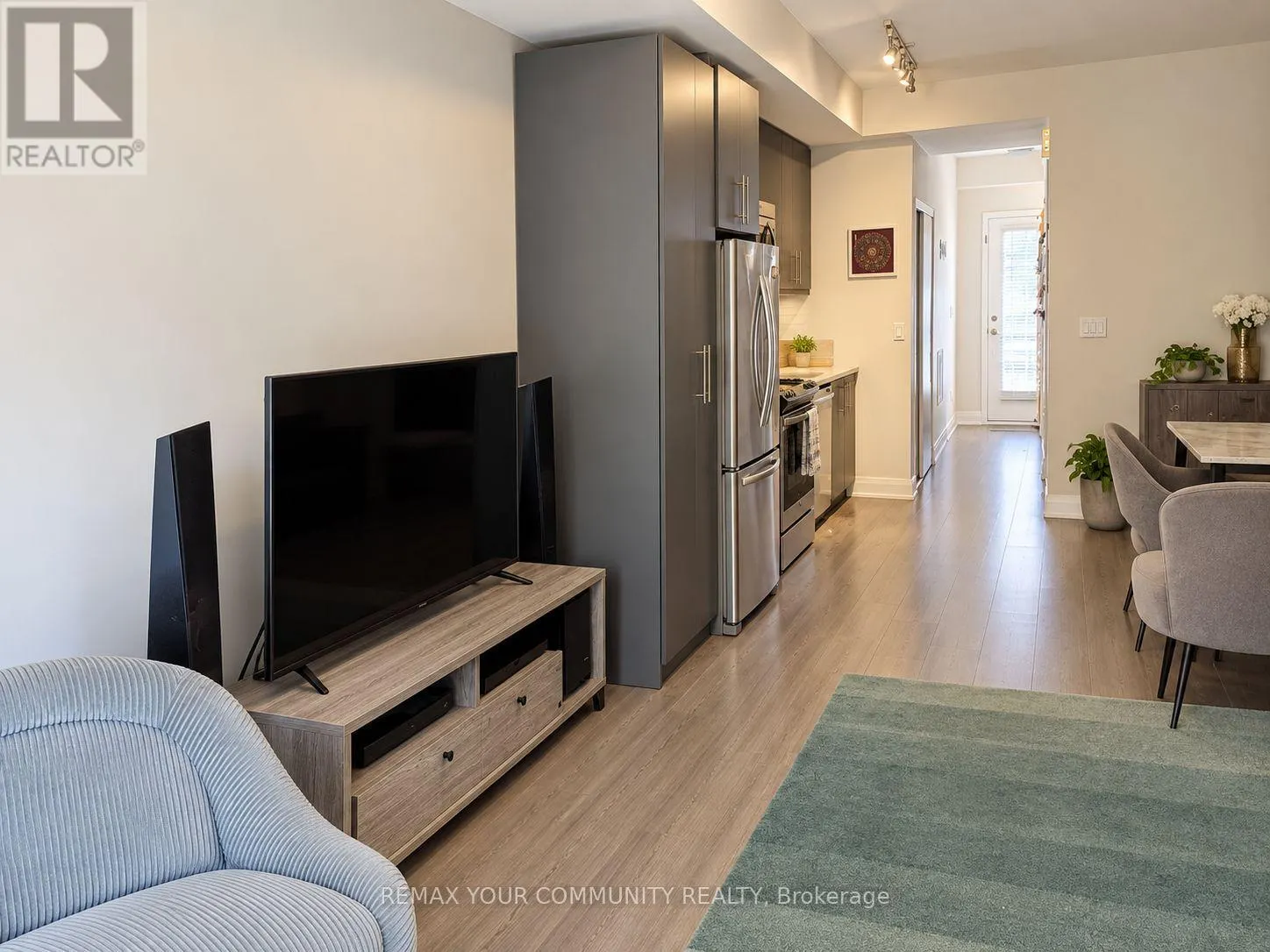 TH08 - 780 SHEPPARD AVENUE