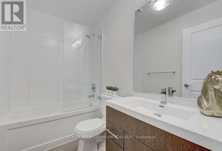 TH08 - 780 SHEPPARD AVENUE