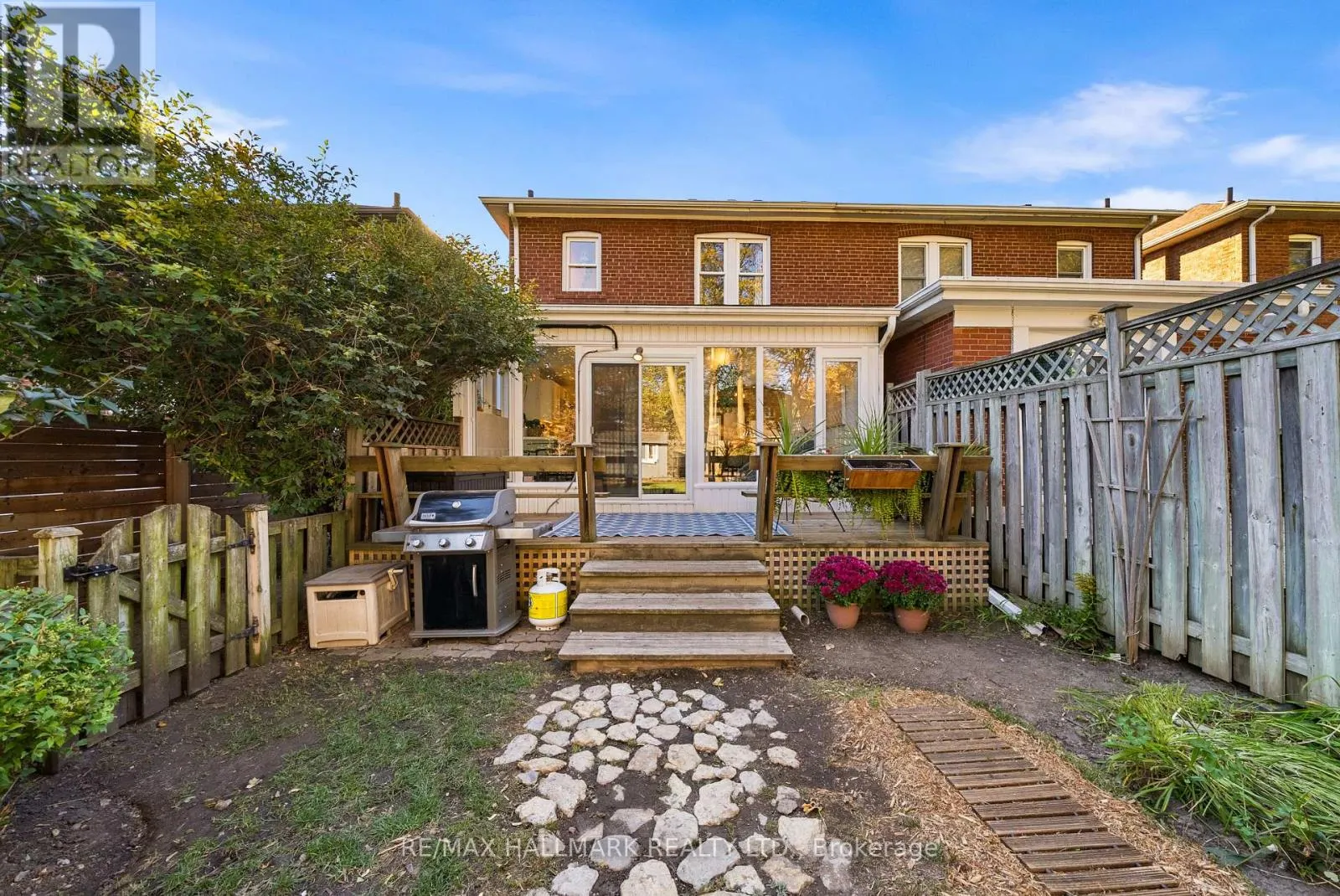 39 THURSTON ROAD