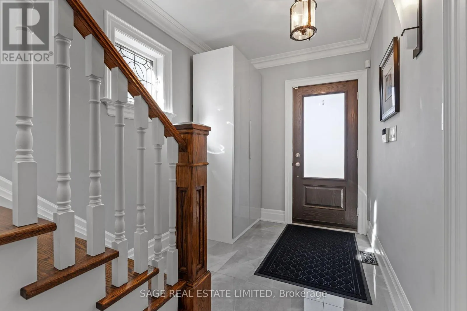 133 GLENGROVE AVENUE W