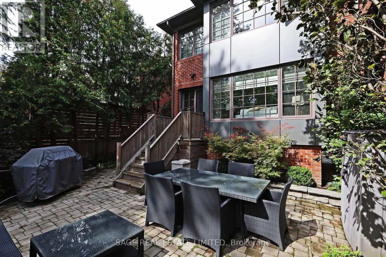 133 GLENGROVE AVENUE W
