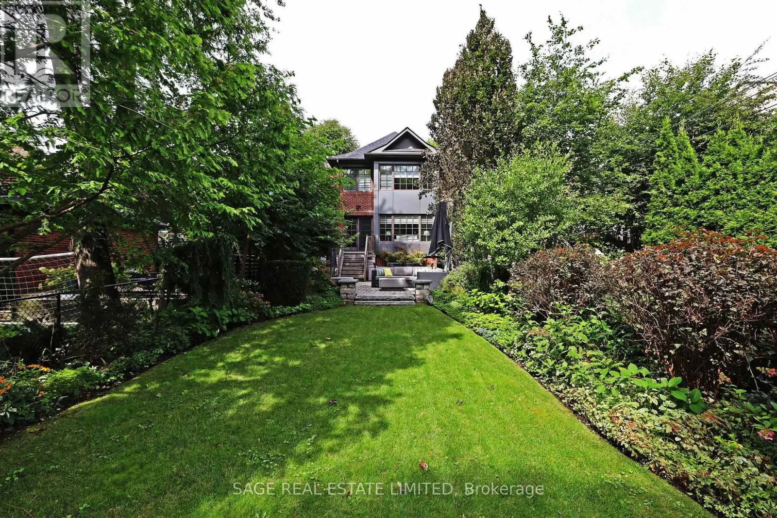 133 GLENGROVE AVENUE W