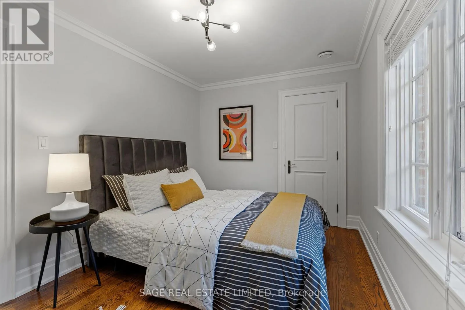 133 GLENGROVE AVENUE W