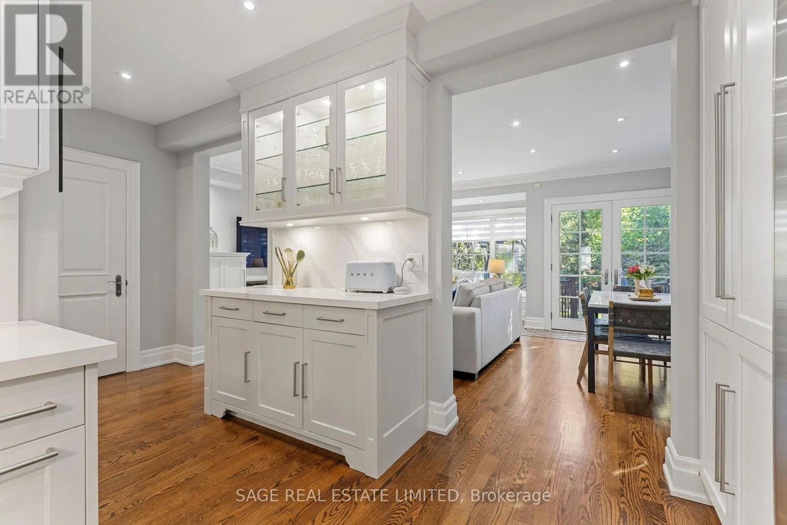 133 GLENGROVE AVENUE W