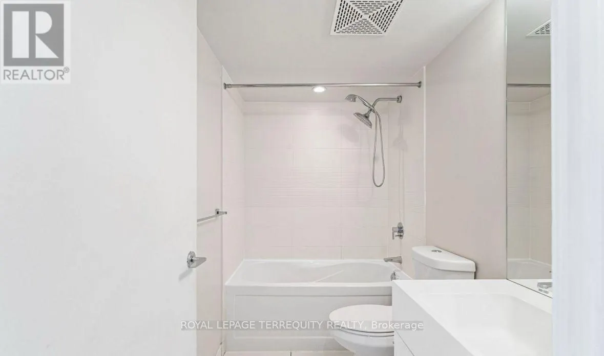 321 - 151 DAN LECKIE WAY