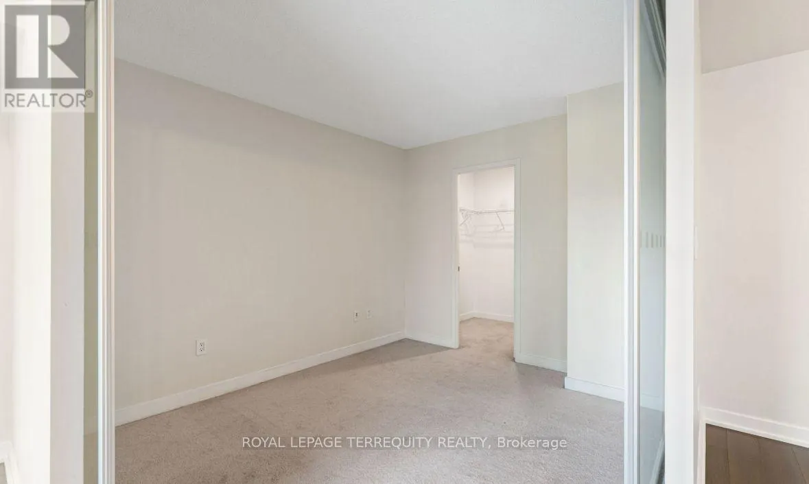 321 - 151 DAN LECKIE WAY