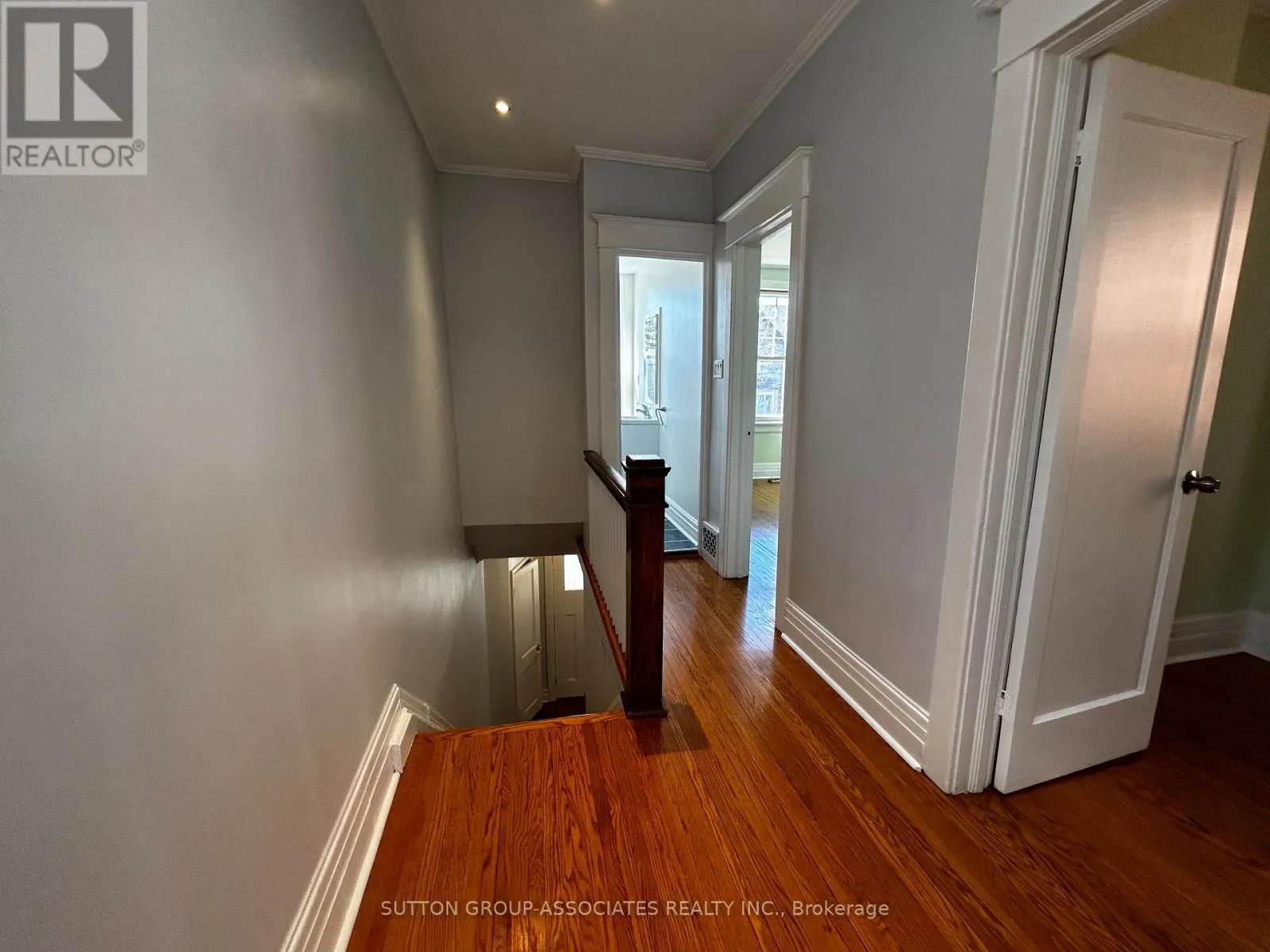 129 KENWOOD AVENUE