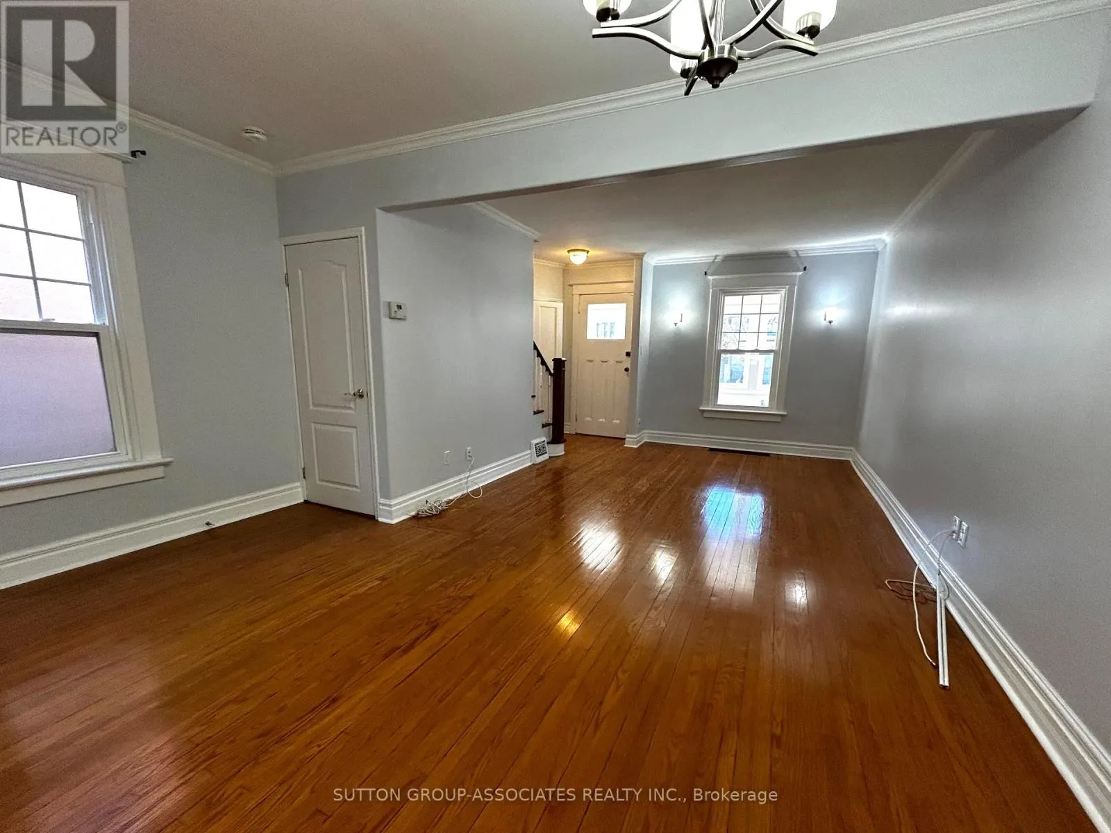 129 KENWOOD AVENUE