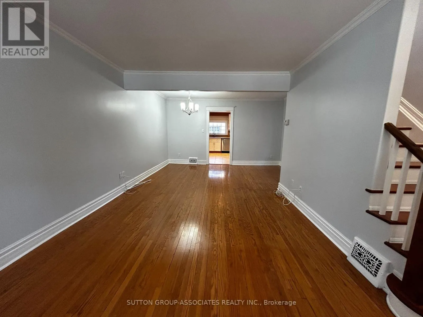 129 KENWOOD AVENUE
