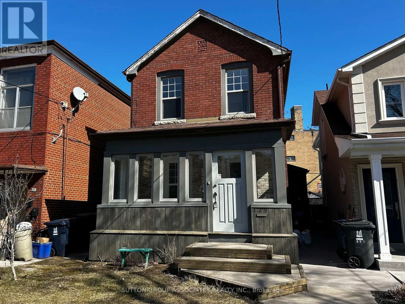129 KENWOOD AVENUE
