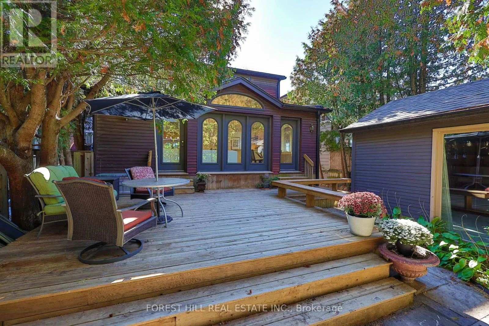 408 ST CLEMENTS AVENUE