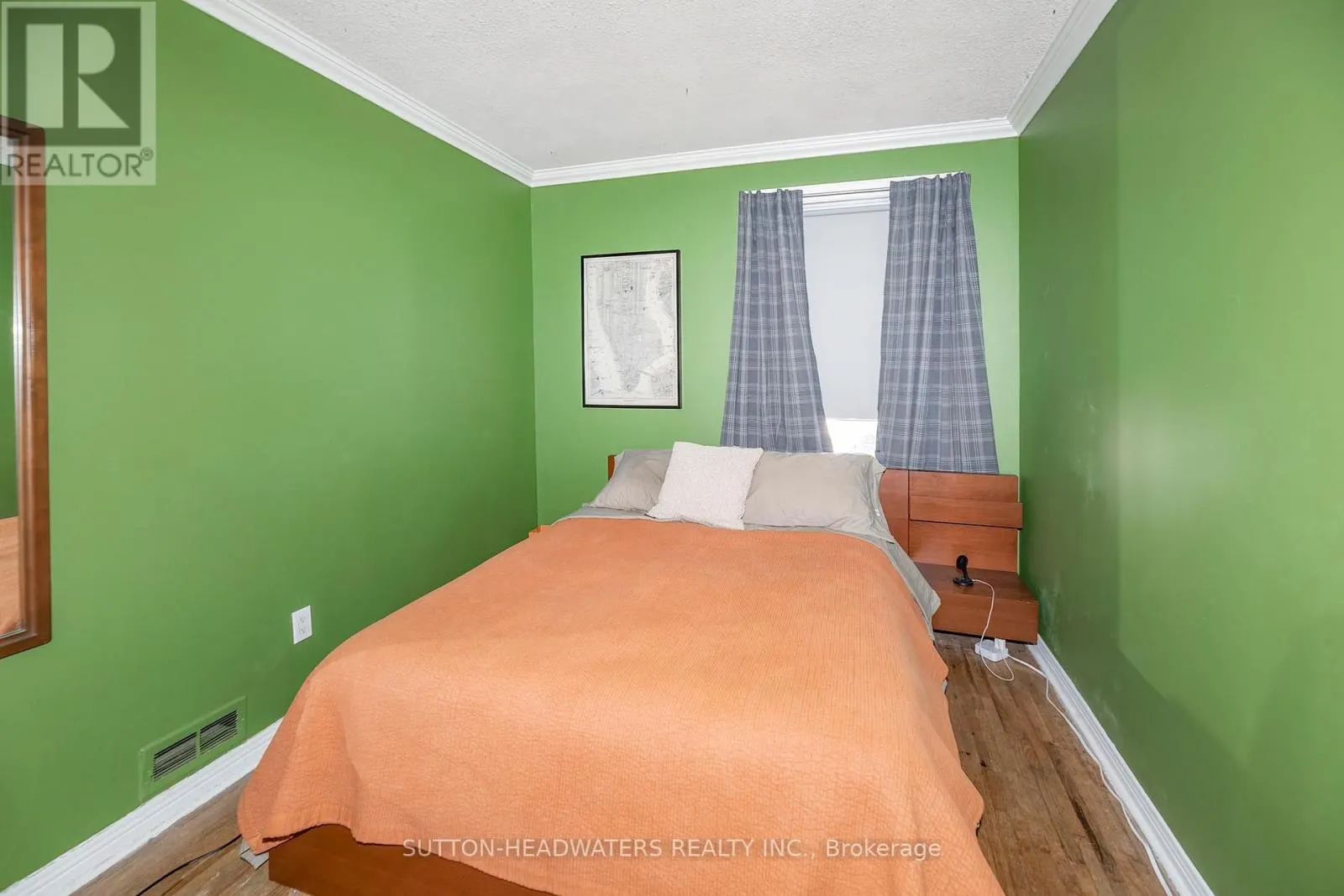 106 BARTON AVENUE