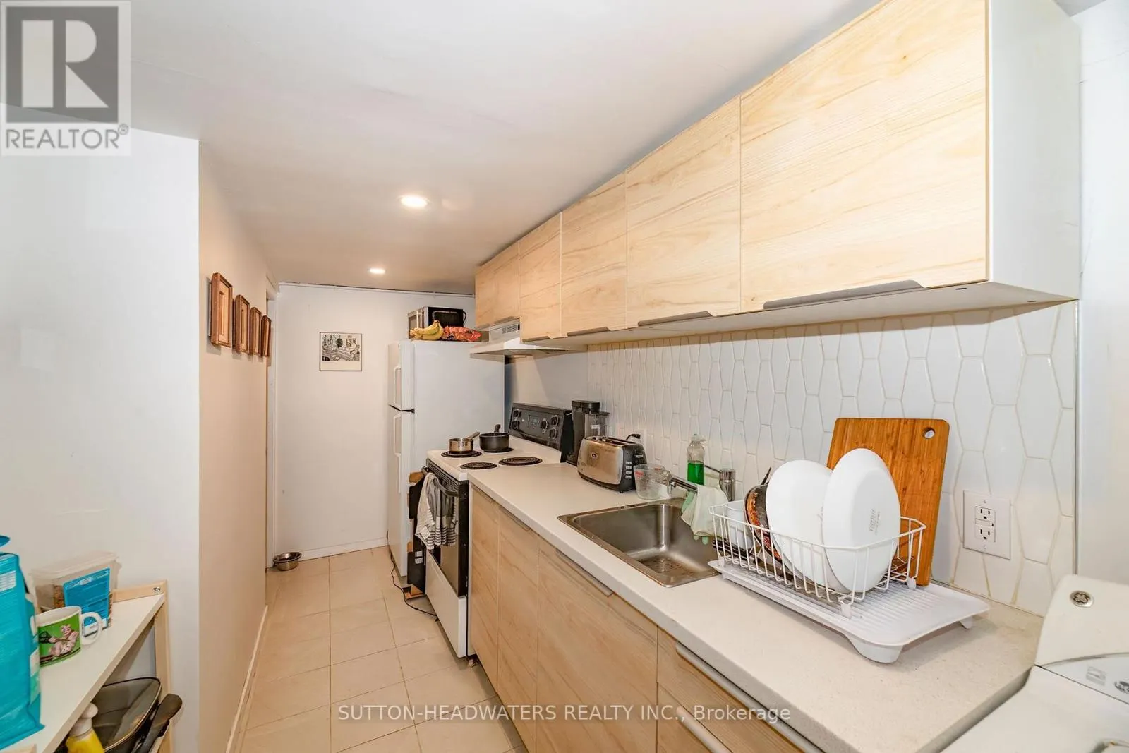 106 BARTON AVENUE