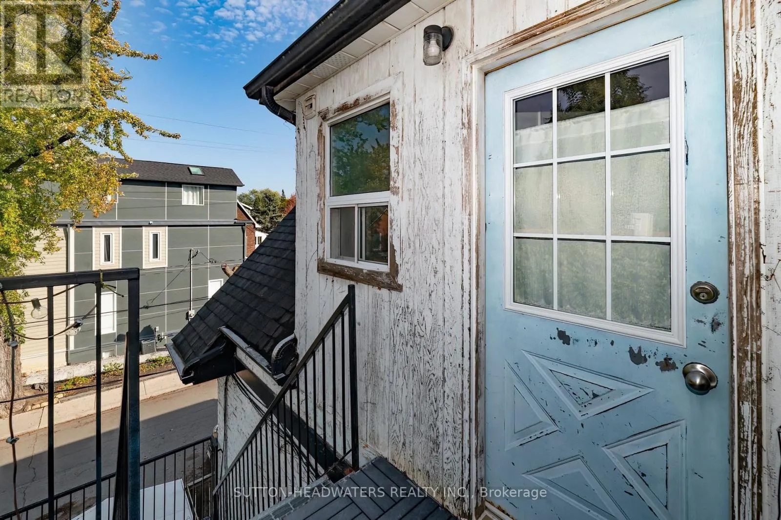 106 BARTON AVENUE