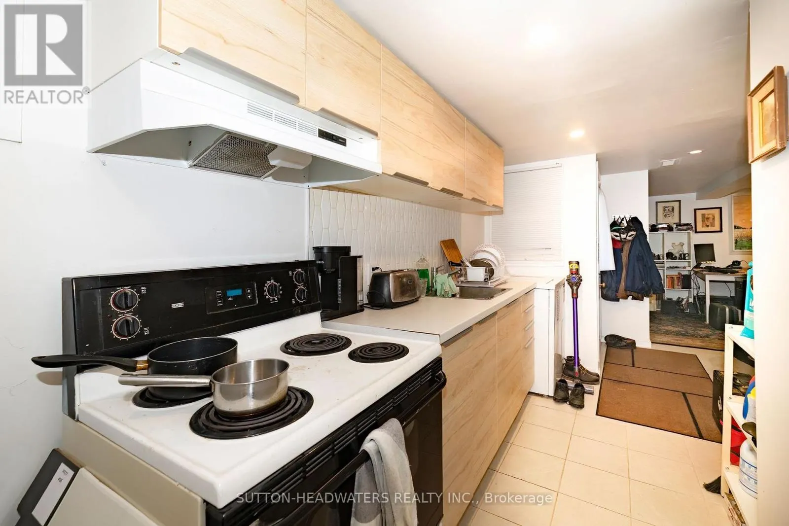 106 BARTON AVENUE