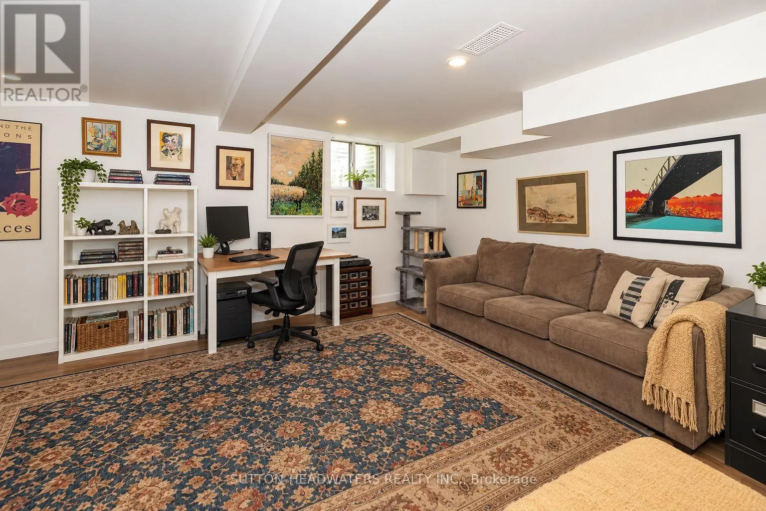 106 BARTON AVENUE