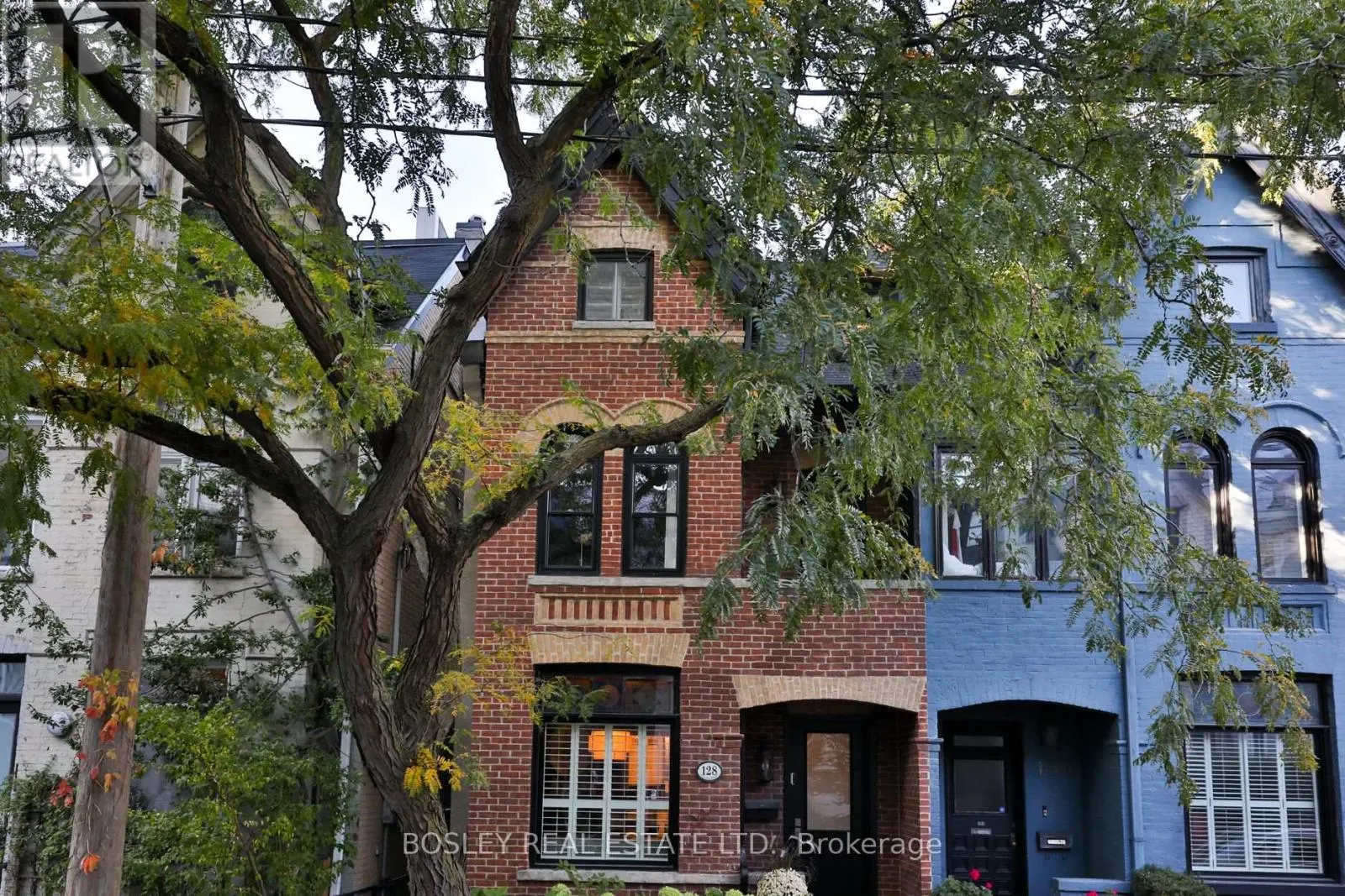 128 COLLIER STREET