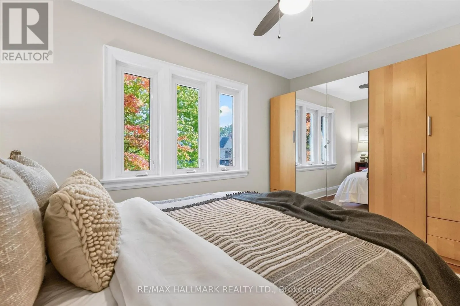 384A MONTROSE AVENUE
