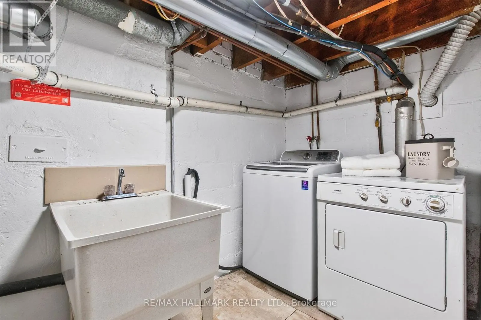 384A MONTROSE AVENUE