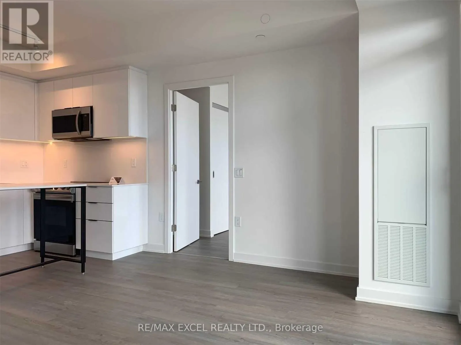 1405 - 50 POWER STREET