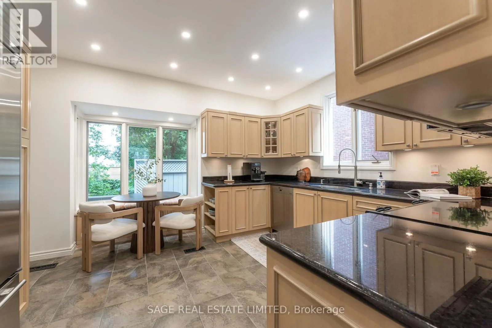 43 ORIOLE ROAD
