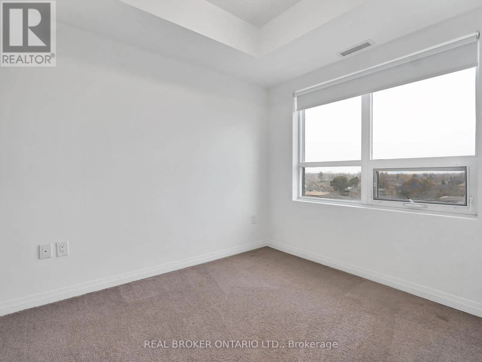 706 - 741 SHEPPARD AVENUE W