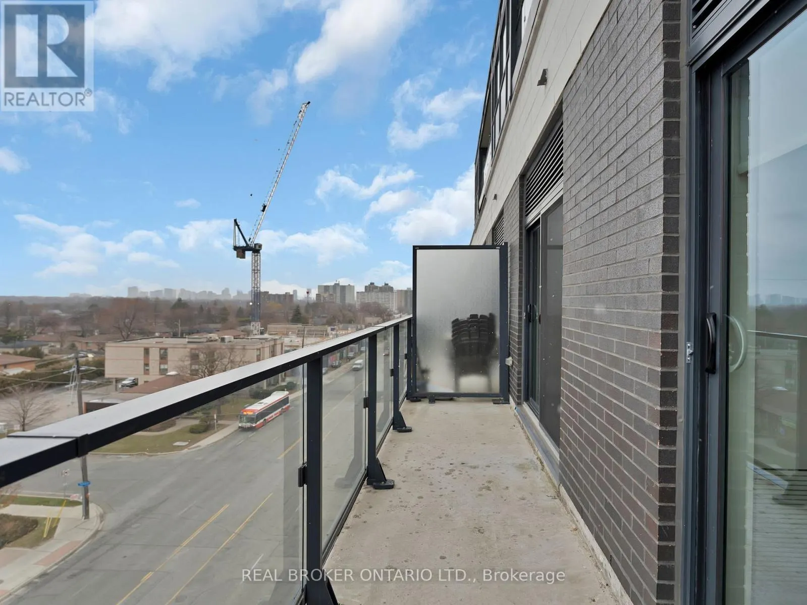 706 - 741 SHEPPARD AVENUE W