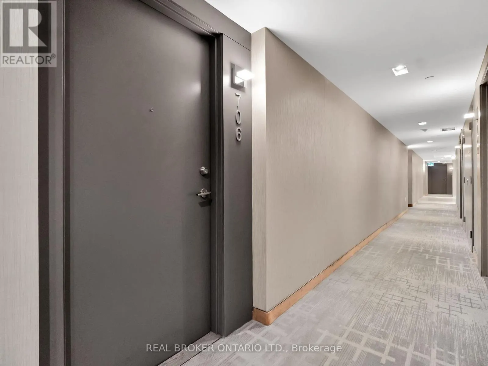 706 - 741 SHEPPARD AVENUE W