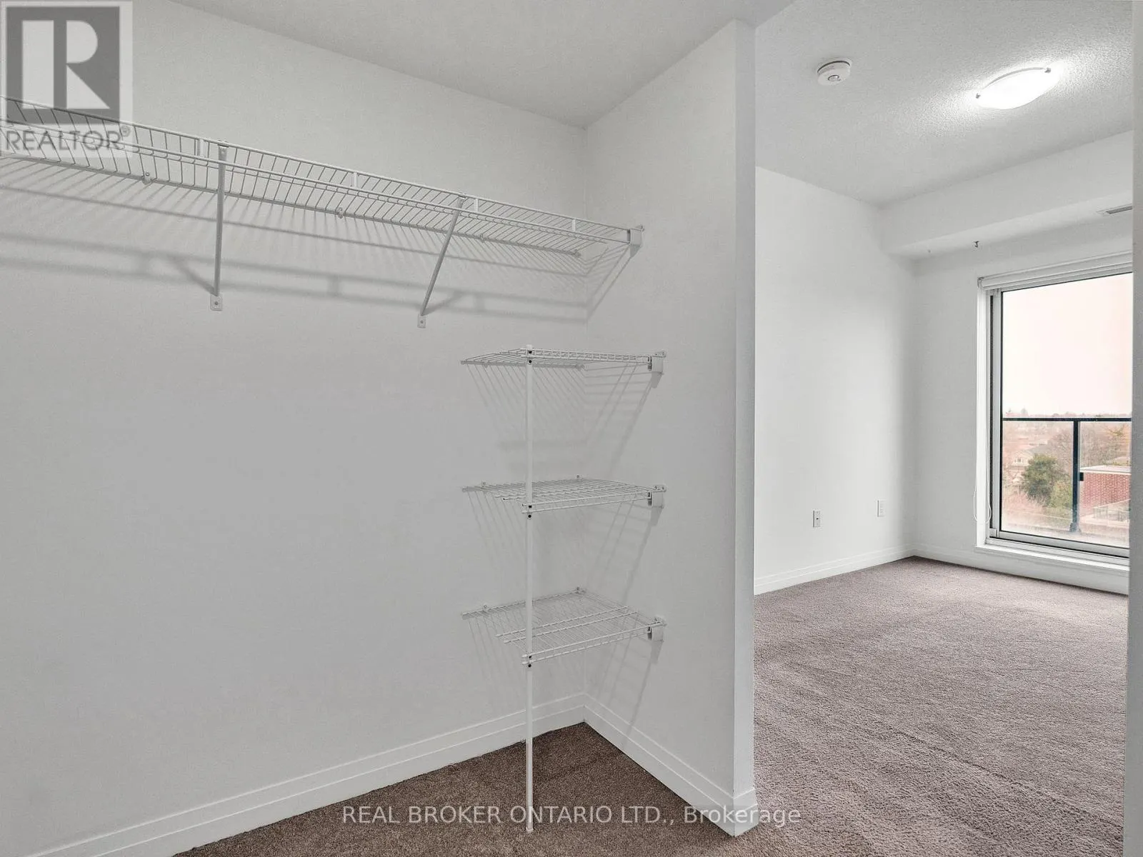 706 - 741 SHEPPARD AVENUE W