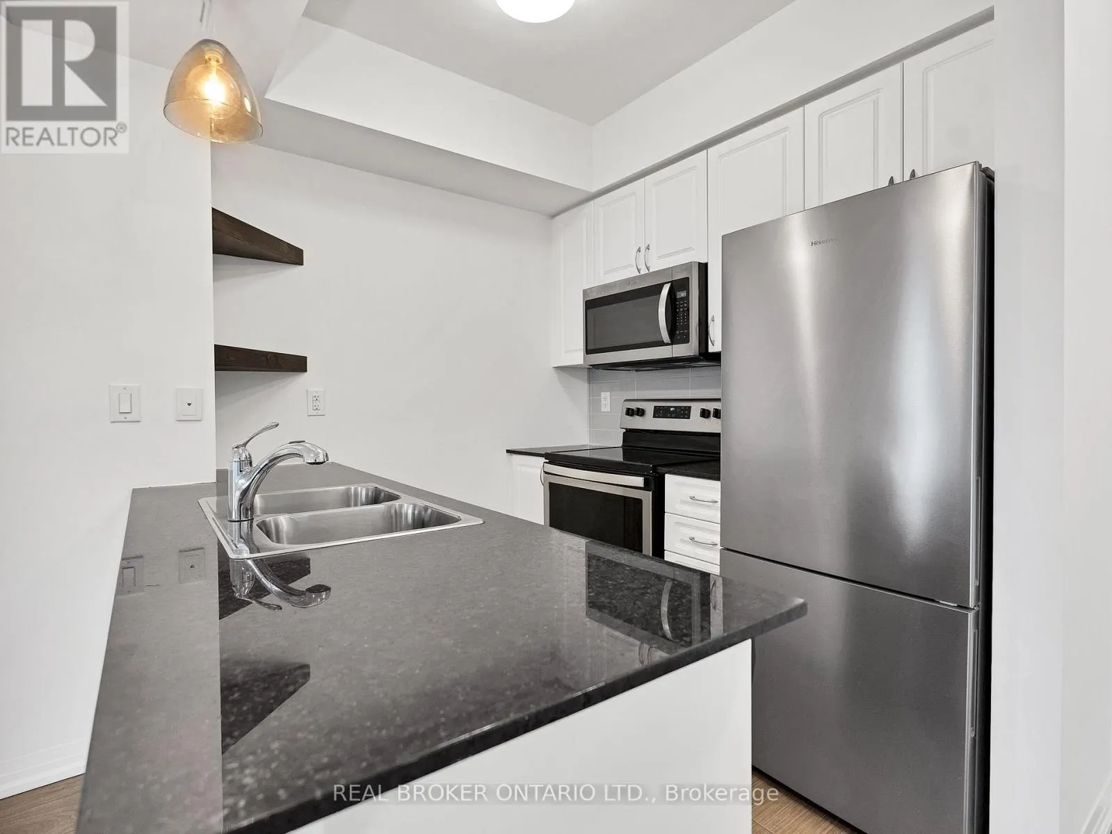 706 - 741 SHEPPARD AVENUE W