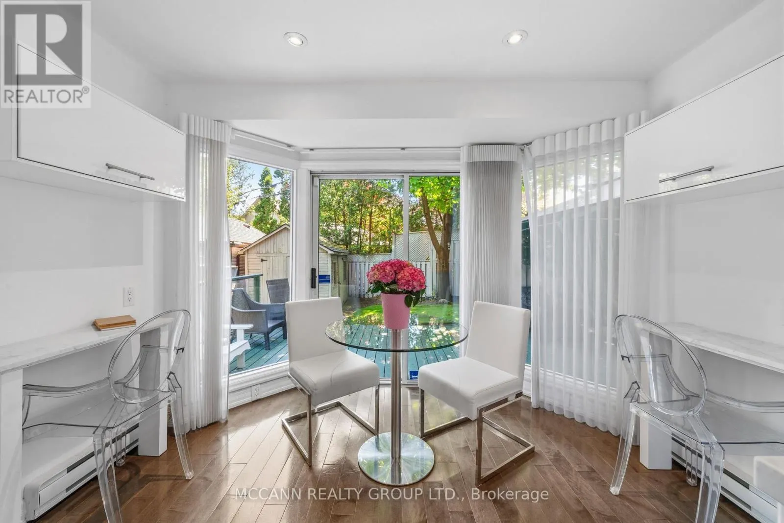 111 CHUDLEIGH AVENUE