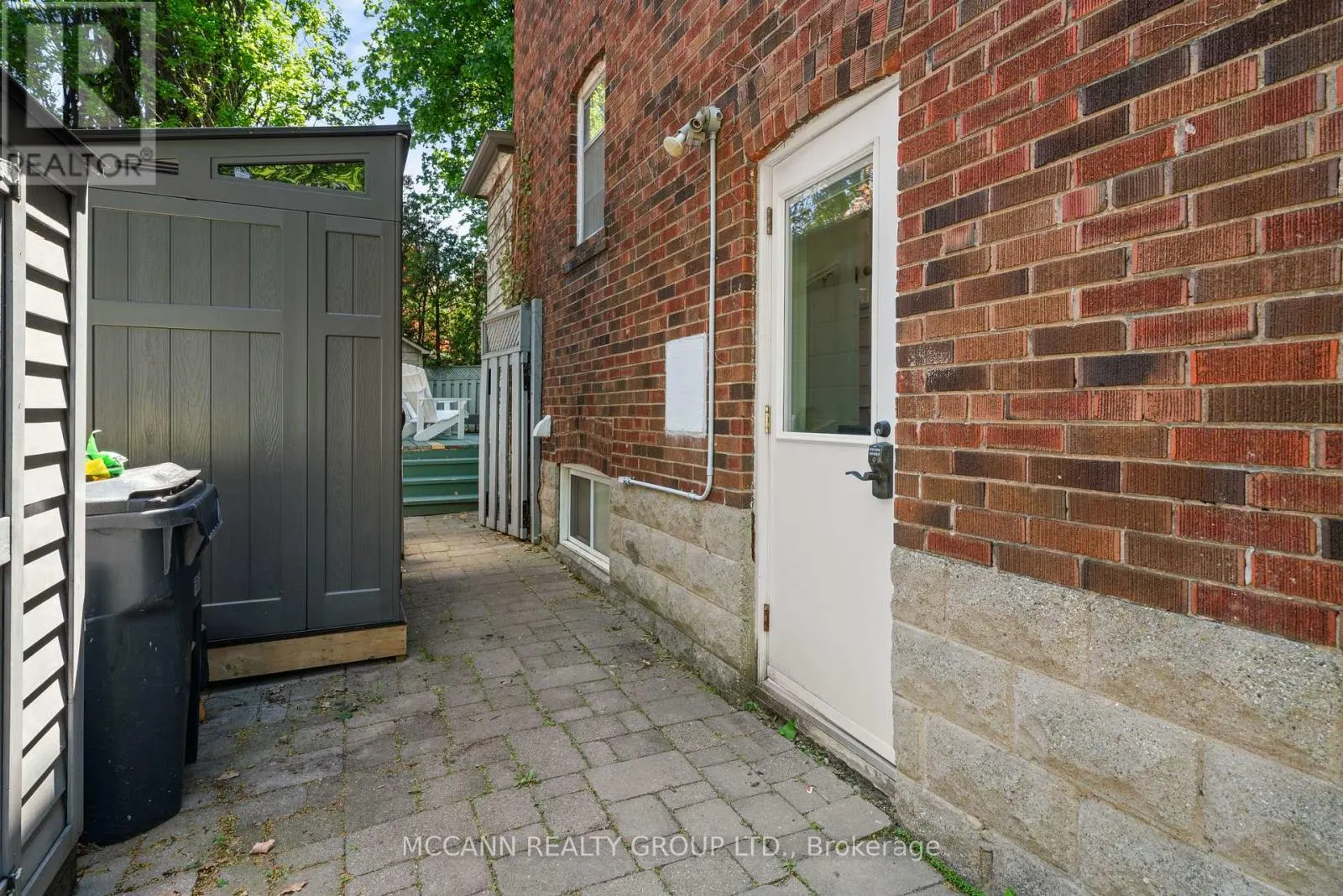 111 CHUDLEIGH AVENUE