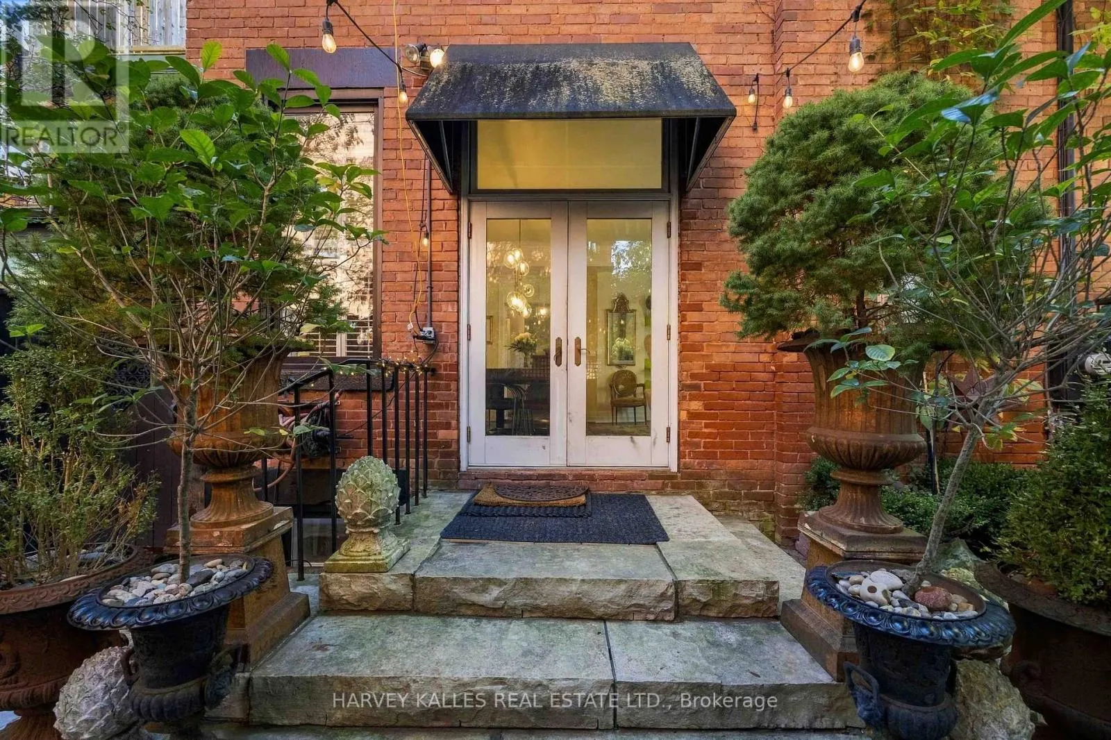 489 ONTARIO STREET