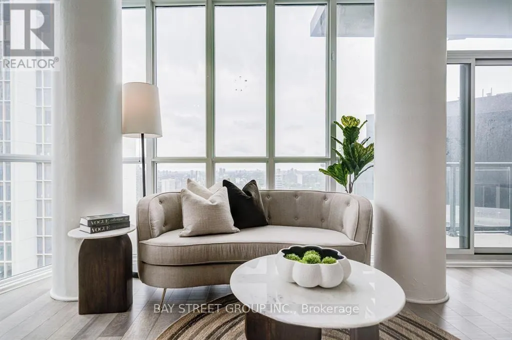 2608 - 32 DAVENPORT ROAD